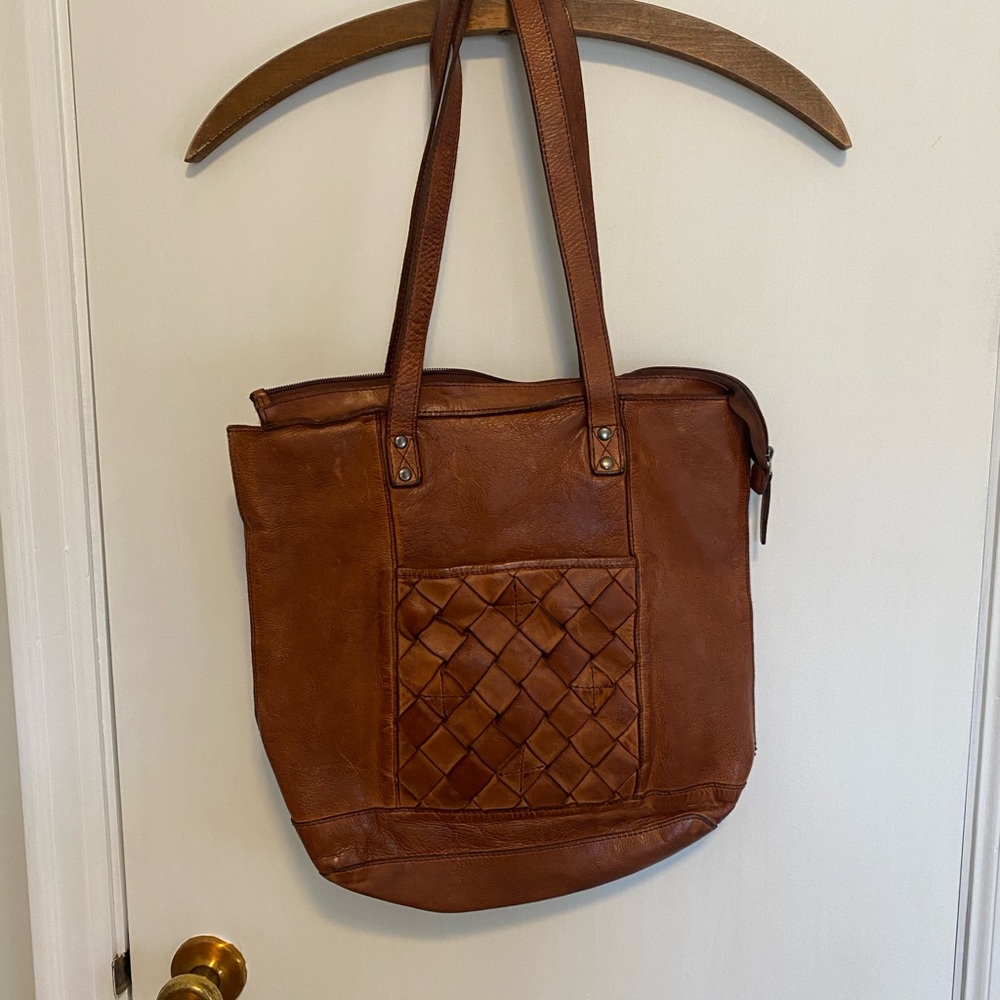 Vilenca Holland Classic Brown Leather Tote Bag with Woven Front Pocket